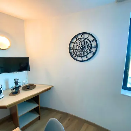 Au 237'- Aquatis - Futuroscope - La Conciergerie. * Chasseneuil-du-Poitou